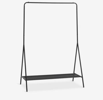 LYNGDAL Kledingrek - Zwart beschikbaar voor biedingen