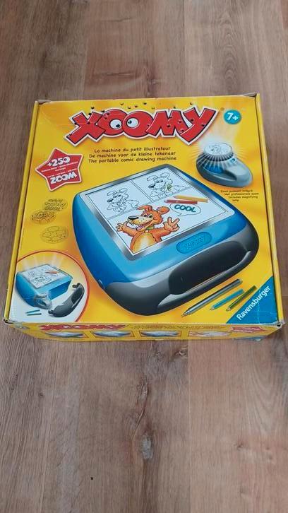 Xoomy tekenen. Met sjablonen en licht teken je jouw strip., Hobby en Vrije tijd, Tekenen, Ophalen