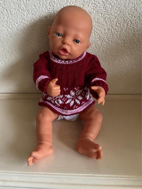 Gebreid Poppentruitje met Noors motief - Popmaat ca. 40-42, Kinderen en Baby's, Speelgoed | Poppen, Nieuw, Babypop, Ophalen of Verzenden