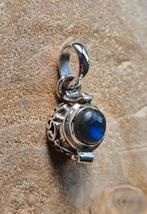Zilveren kettinghanger / ashanger met Labradoriet, Sieraden, Tassen en Uiterlijk, Kettinghangers, Blauw, Nieuw, Ophalen of Verzenden