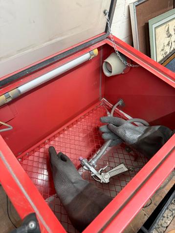 Straalcabine met grit - Zandstralen beschikbaar voor biedingen