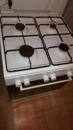 Te koop, mooi gasfornuis merk : Bosch, Witgoed en Apparatuur, Fornuizen, Ophalen, 4 kookzones, Zo goed als nieuw, Gas