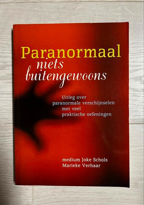 Paranormaal niets buitengewoons, Boeken, Esoterie en Spiritualiteit, Zo goed als nieuw, Overige typen, Astrologie, Verzenden