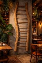 Acacia / Robinia trap decoratie, Ophalen, Gebruikt