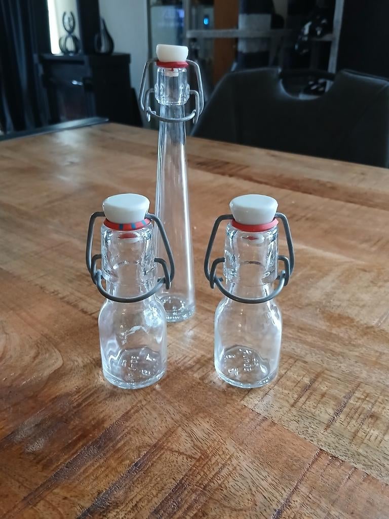 4 glazen beugelflessen, Ophalen, Overige materialen, Minder dan 25 cm