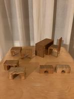 Organische massief houten meubeltjes voor poppenhuis, Ophalen, Gebruikt, Poppenhuis