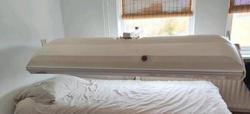 Sunstar zonnebank – 12 lampen – goed werkend – 1,85m lang beschikbaar voor biedingen