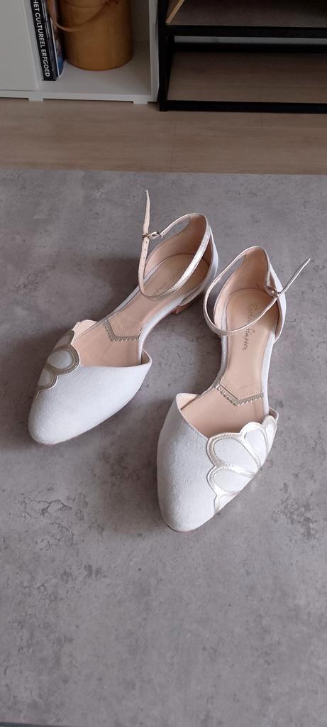 Super nette trouwschoenen maat 38 van Rachel Simpson, Kleding | Dames, Trouwkleding en Trouwaccessoires, Gedragen, Schoenen, Ophalen of Verzenden