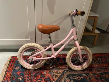 Banwood Loopfiets - Roze - In goede staat beschikbaar voor biedingen