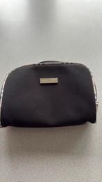 BURBERRY Fragrance toilettasje zwart 18/13/5cm, Ophalen of Verzenden, Zo goed als nieuw, Zwart, Dame