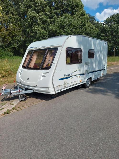 SPRITE  uit 2006 met mover en douche, Caravans en Kamperen, Caravans, Particulier, tot en met 2, Overige, Sprite, 2 aparte bedden