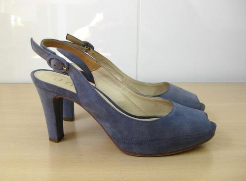 Unisa suede grijze hoge hak pumps peeptoe slingback maat 38, Kleding | Dames, Schoenen, Gedragen, Pumps, Grijs, Ophalen of Verzenden