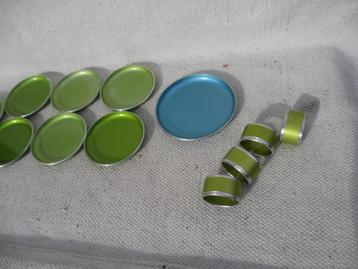 div. schoteltjes en servetringen EMALOX Norway beschikbaar voor biedingen