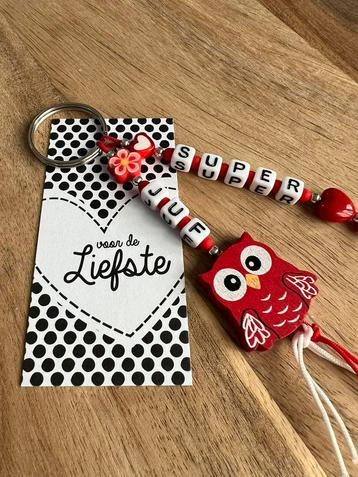 Juf bedankje sleutelhanger gepersonaliseerd beschikbaar voor biedingen