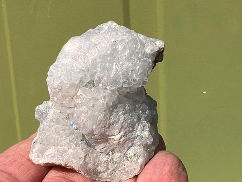 Licht blauwe aura kwarts mineralen, Verzamelen, Mineralen en Fossielen, Mineraal, Ophalen of Verzenden