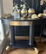 Vintage design kleine eettafel, tafel tafeltje haltafel VdlM, Huis en Inrichting, Tafels | Eettafels, Ophalen, 50 tot 100 cm, Tot twee personen