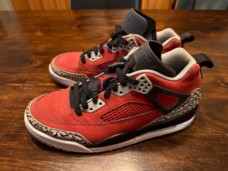 Nike Air Jordan Spizike Low "Toro" Sneakers maat 41, Kleding | Heren, Schoenen, Zo goed als nieuw, Sneakers of Gympen, Overige kleuren