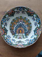 Makkum Aardewerk Schaal met Pauw Decoratie, Antiek en Kunst, Ophalen of Verzenden