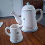 Theepot met melkkannetje Jet ter Steege, Gebruikt, Overige typen, Ophalen of Verzenden, Overige stijlen