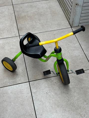 Puck kinderfietsje beschikbaar voor biedingen