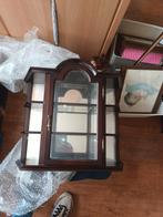 Houten vitrinekast met glazen deur, Huis en Inrichting, Kasten | Vitrinekasten, Minder dan 50 cm, Glas, Klassiek, Ophalen of Verzenden