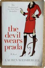 The devil wears Prada; Lauren Weisberger; ISBN 0767914767, Boeken, Gelezen, Ophalen of Verzenden