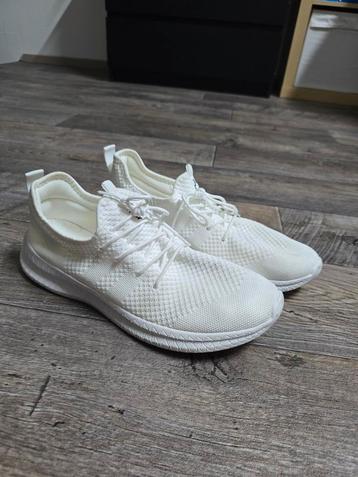 Witte Sneakers - Maat 47 beschikbaar voor biedingen