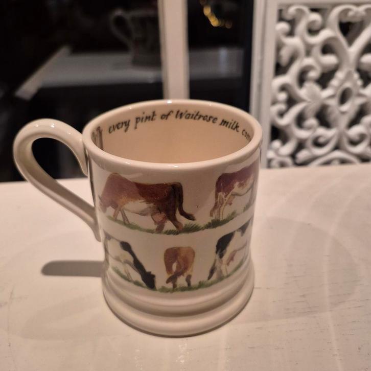 Emma Bridgewater mok 0.5 1/2pt Waitrose Farmers Cows nieuw, Huis en Inrichting, Keuken | Servies, Nieuw, Kop(pen) en/of Schotel(s)