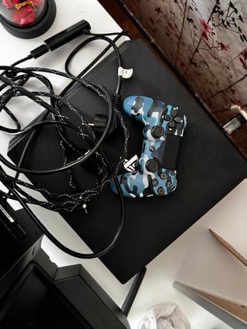 PS4 PRO 1TB + Controller ! beschikbaar voor biedingen