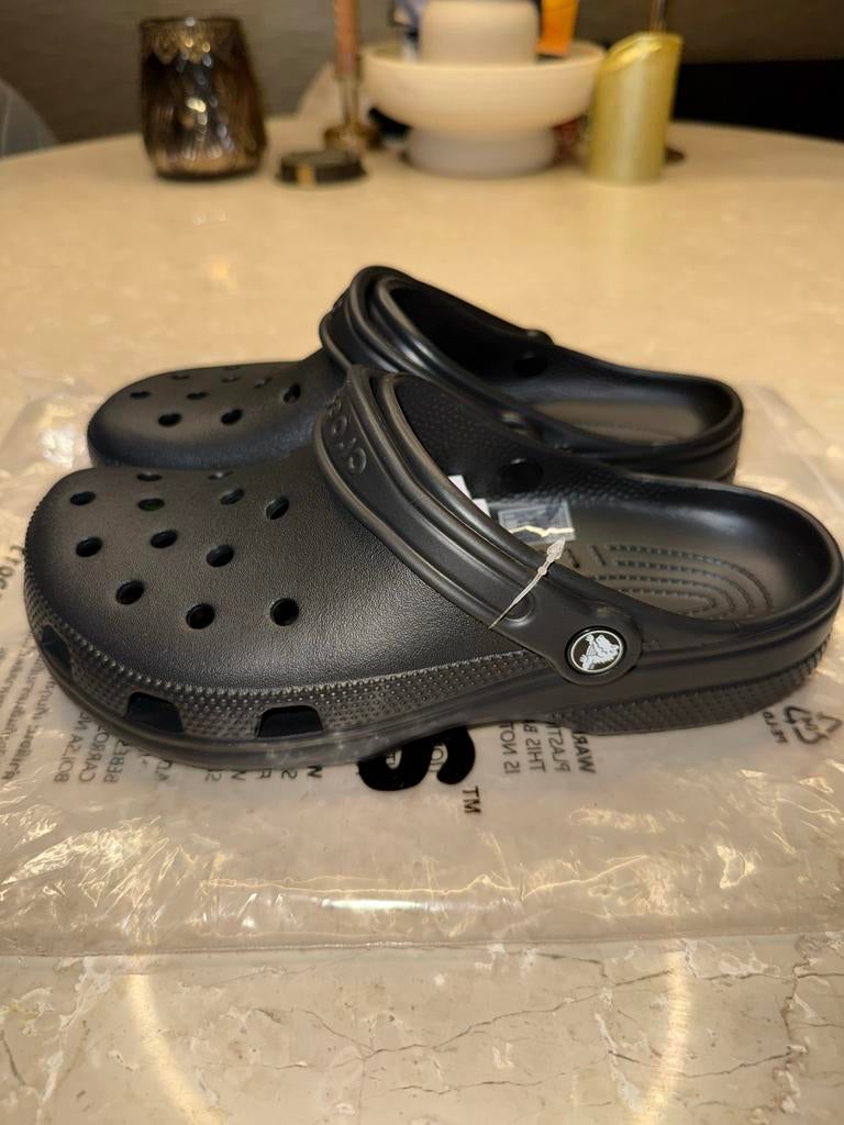 Nieuwe Crocs - Maat 39/40, Kleding | Heren, Schoenen, Ophalen of Verzenden, Nieuw, Zwart, Klompen