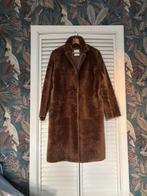 Nog nieuwe lammy shearling jas van Sandro!, Kleding | Dames, Jassen | Winter, Ophalen of Verzenden, Zo goed als nieuw, Maat 38/40 (M)