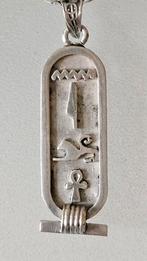 Zilveren ketting + zilveren hanger van Egyptische cartouche, Met hanger, Ophalen of Verzenden, Zo goed als nieuw, Zilver