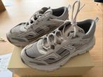 Axel Arigato Sneakers maat 40, Wit, Ophalen of Verzenden, Sneakers of Gympen, Gedragen