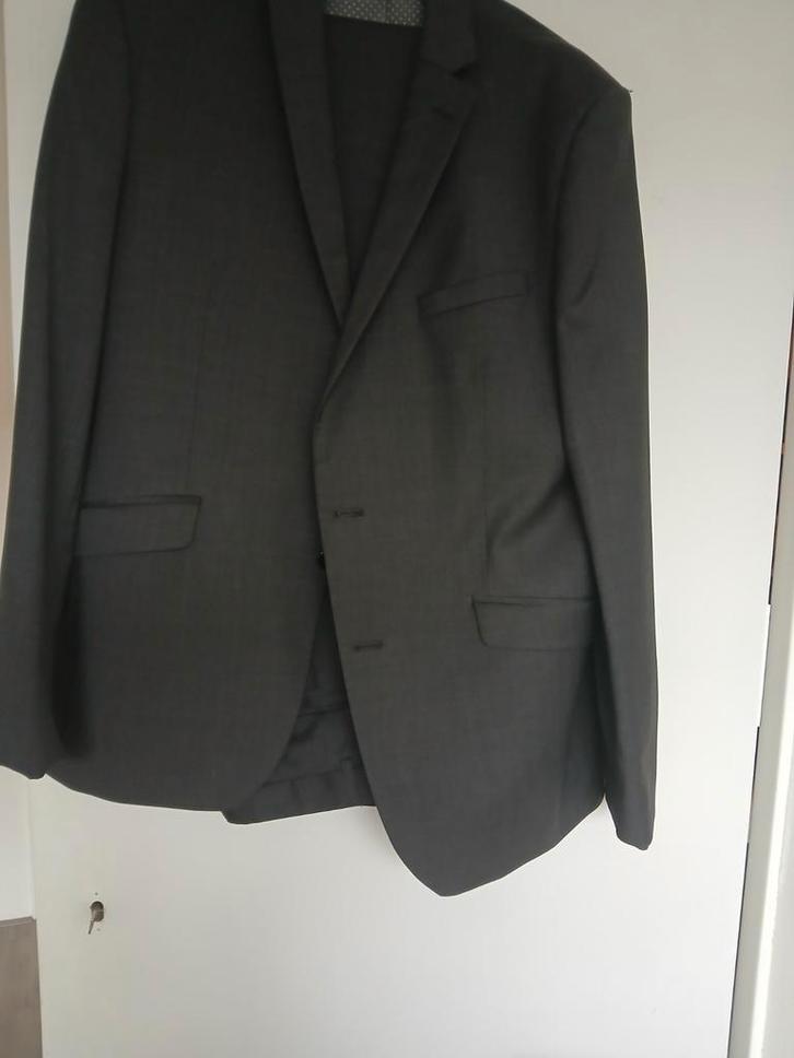 Mooie pak van Angelo Litrico, Kleding | Heren, Kostuums en Colberts, Zo goed als nieuw, Overige maten, Grijs, Ophalen
