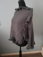 Nette grijze poncho
Maat S/M, Ophalen of Verzenden, Zo goed als nieuw, Maat 36 (S), Grijs