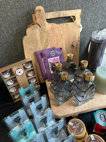 Super mooie nieuwe partij kerstaccessoires beschikbaar voor biedingen