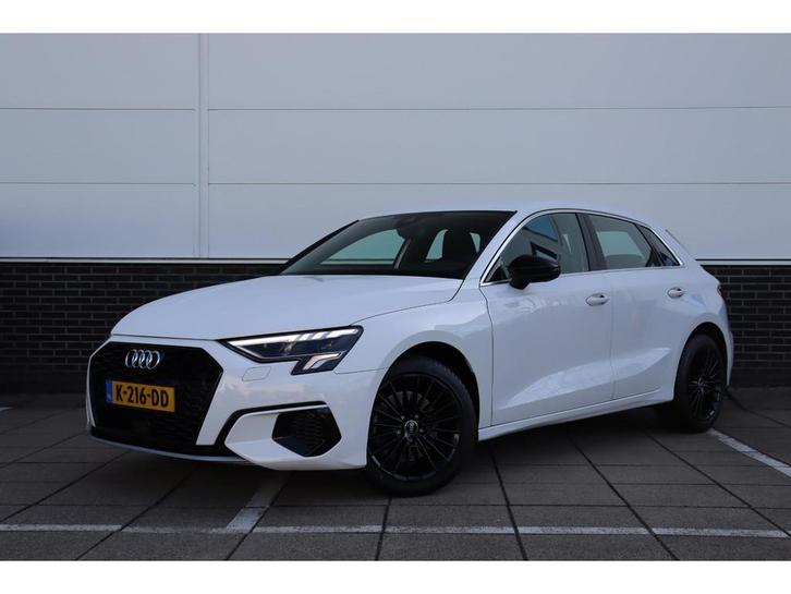 Audi A3 Sportback 30 TFSI Business edition *LED Koplampen *, Auto's, Audi, Bedrijf, Te koop, A3, ABS, Airbags, Airconditioning