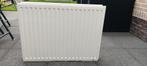 Radiator 600x800 type 22 midden aansluiting, Doe-het-zelf en Verbouw, Verwarming en Radiatoren, Ophalen, 30 tot 80 cm, Gebruikt