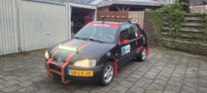 Peugeot 106 1.1 XR 3DR 2003 Zwart carbagerun/ megarun /rally, Auto's, Peugeot, Particulier, Airbags, Centrale vergrendeling, Elektrische ramen