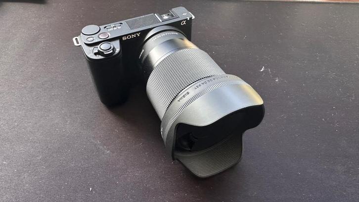 Sony ZV-E10 II + Sigma Lens 16mm F1.4, Audio, Tv en Foto, Videocamera's Digitaal, Zo goed als nieuw, Overige typen, Overige soorten