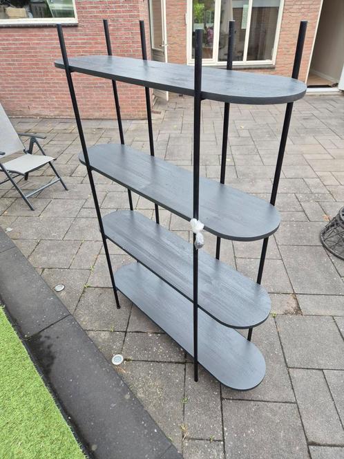 Open ovale wand kast, Huis en Inrichting, Kasten | Wandmeubels, Zo goed als nieuw, Minder dan 150 cm, 25 tot 50 cm, Glas, Ophalen