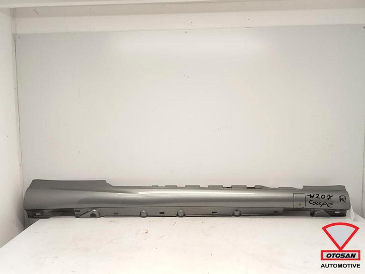 Mercedes E Coupe W207 AMG Side Skirt Rechts A2076901840, Auto-onderdelen, Carrosserie en Plaatwerk, Motorkap, Mercedes-Benz, Rechts