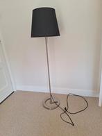 Staande vloerlamp met zwarte kap, Ophalen, Zo goed als nieuw, 150 tot 200 cm