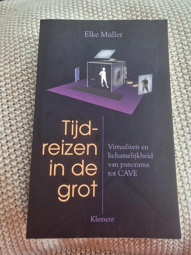 Elke Müller - Tijdreizen in de grot, Boeken, Filosofie, Zo goed als nieuw, Ophalen of Verzenden