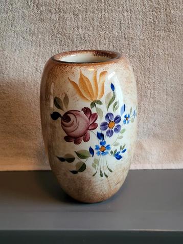 Boch Freres Keramis Model Vaas 1151 Made in België  Bloemen beschikbaar voor biedingen