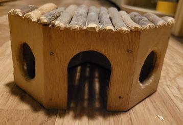 Vele huisjes etc kleine knaagdieren beschikbaar voor biedingen