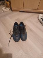 Zaalvoetbalschoenen - Licht Gebruikt maat 39, Ophalen of Verzenden, Hutchy, Gedragen, Sportschoenen