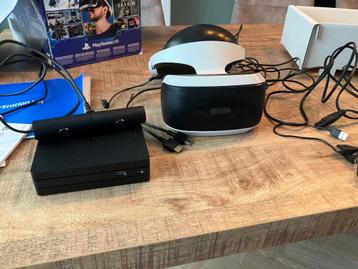 PS4 VR headset, camera, etc. beschikbaar voor biedingen