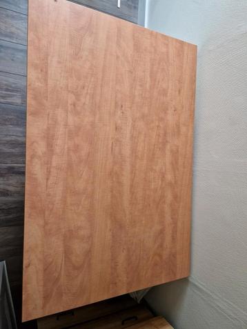 Mooi zwaar bureaublad 80x120 cm beschikbaar voor biedingen