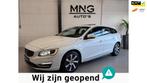 Volvo V60 2.4 D6 AWD Plug-In Hybrid|PANO|CAMERA|ACC|NAP|VOL!, Auto's, Volvo, Automaat, Zwart, Adaptive Cruise Control, Wit